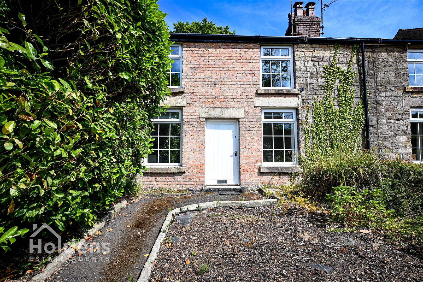 The Straits, Hoghton, Preston